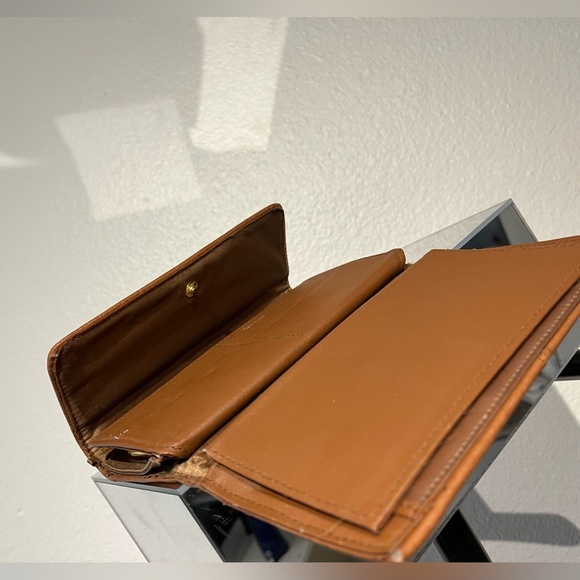 Vintage Large Brown Leather Wallet / Clutch - Picture 2 of 10